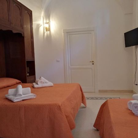 Dimora storica Le Perle Bed and Breakfast Lecce Esterno foto