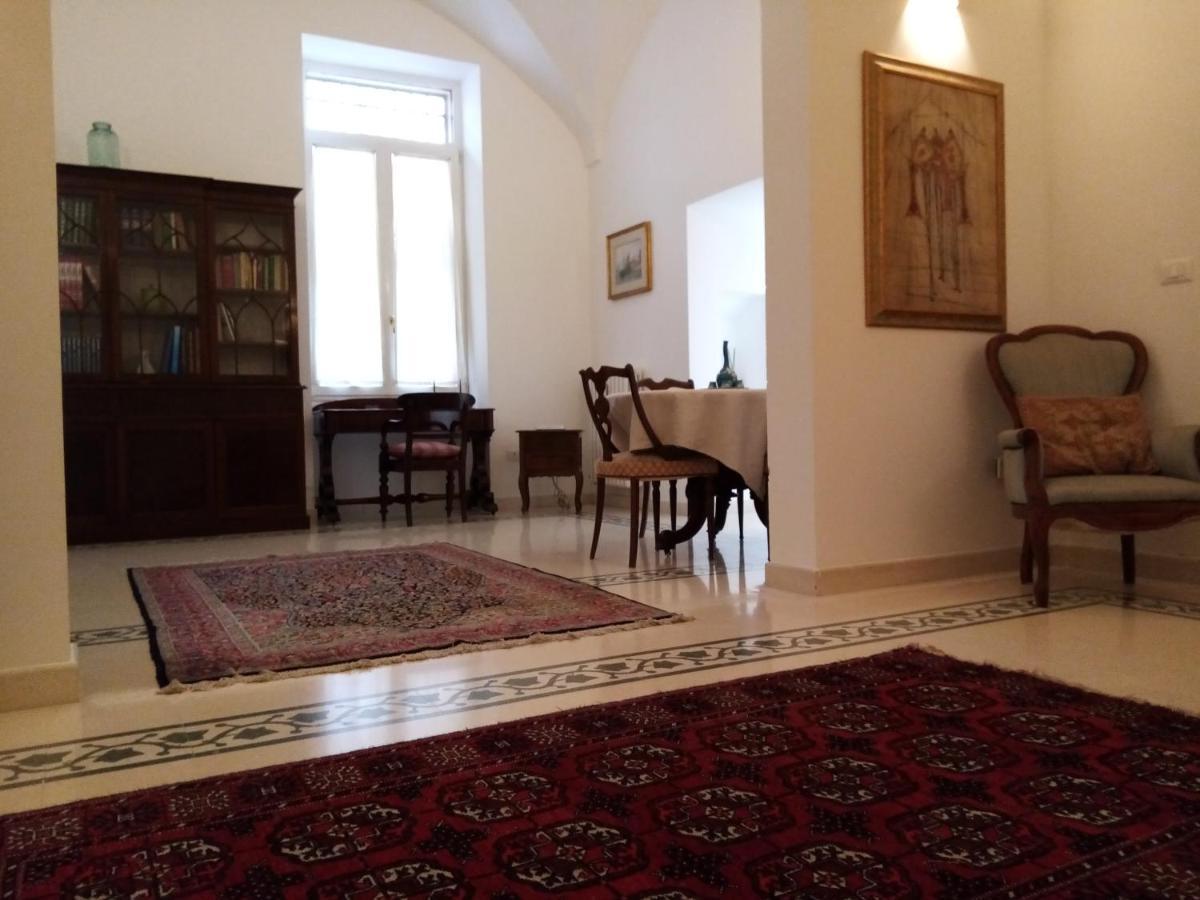 Bed and Breakfast Dimora storica Le Perle Lecce Esterno foto