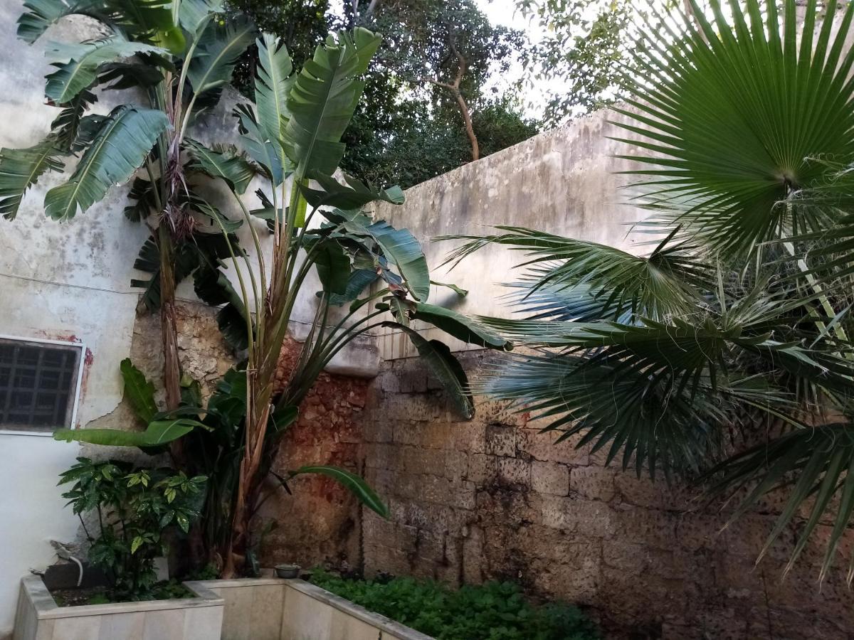 Bed and Breakfast Dimora storica Le Perle Lecce Esterno foto