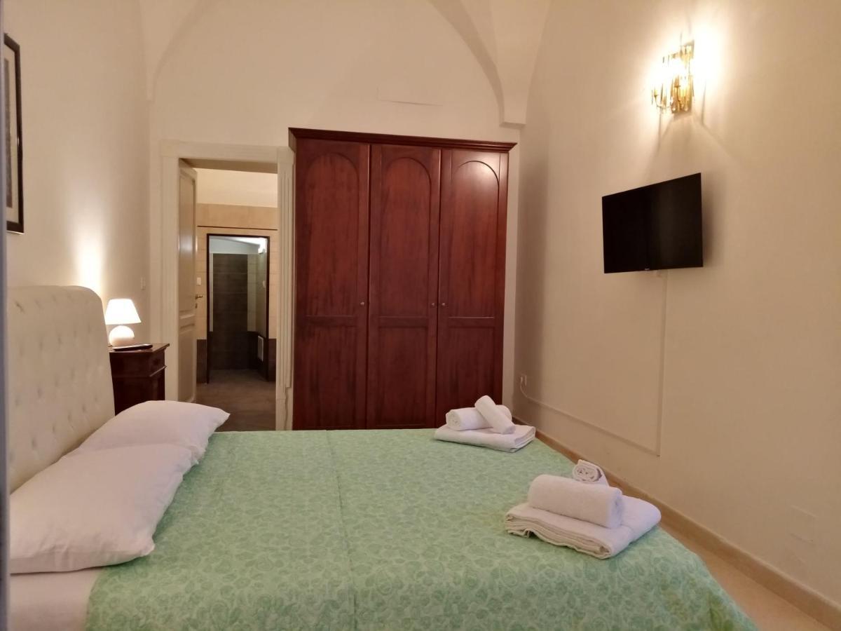 Dimora storica Le Perle Bed and Breakfast Lecce Esterno foto