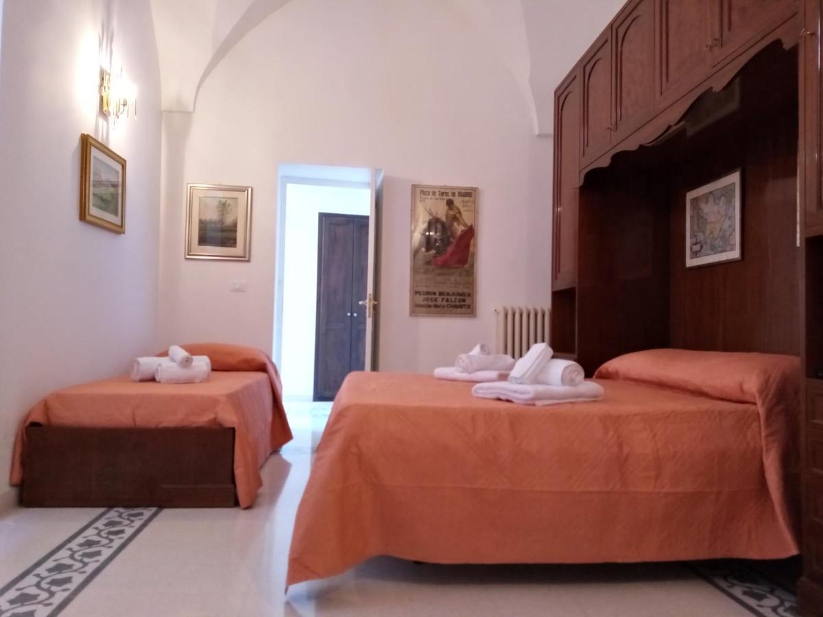 Bed and Breakfast Dimora storica Le Perle Lecce Esterno foto