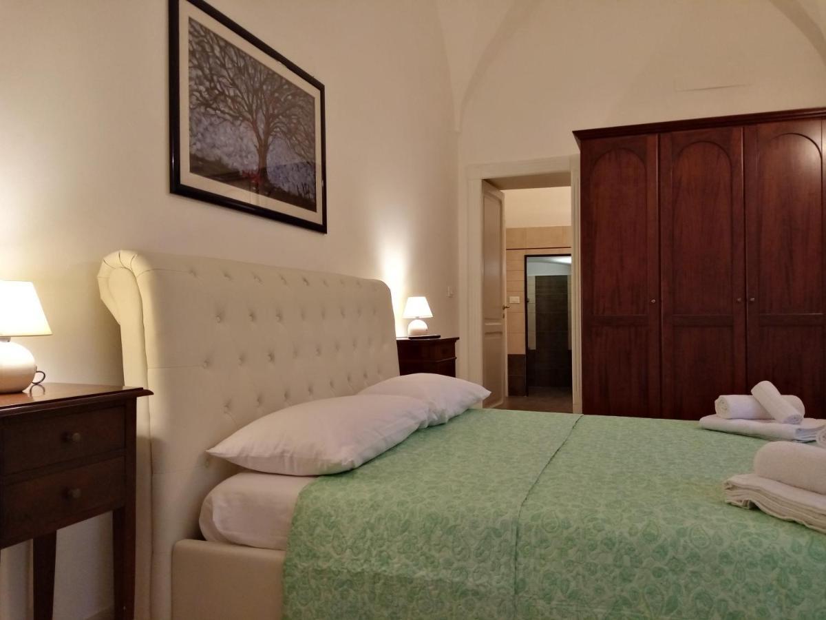 Bed and Breakfast Dimora storica Le Perle Lecce Esterno foto