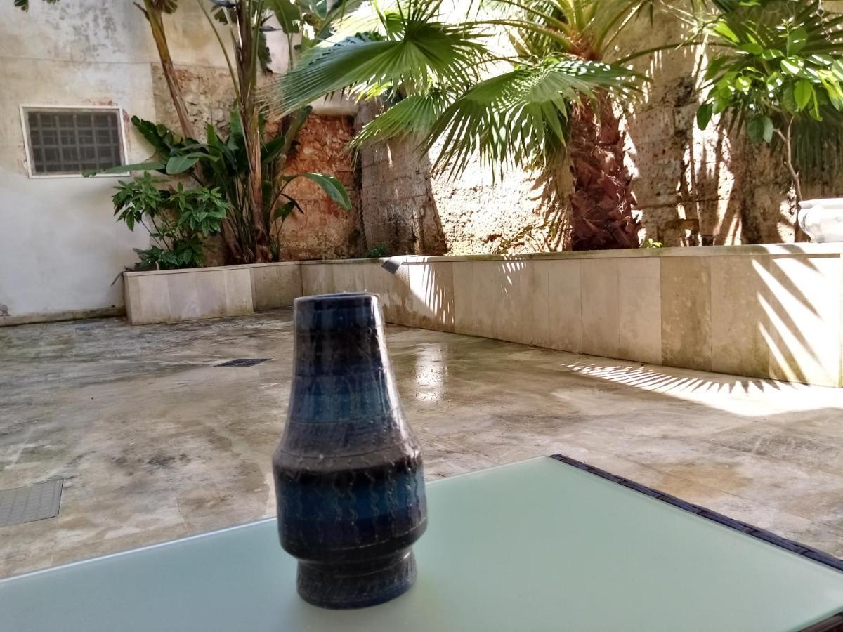 Bed and Breakfast Dimora storica Le Perle Lecce Esterno foto